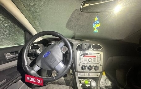 Ford Focus II рестайлинг, 2008 год, 250 000 рублей, 3 фотография