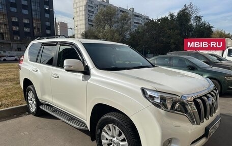 Toyota Land Cruiser Prado 150 рестайлинг 2, 2015 год, 3 950 000 рублей, 3 фотография