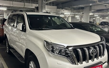 Toyota Land Cruiser Prado 150 рестайлинг 2, 2015 год, 3 950 000 рублей, 7 фотография