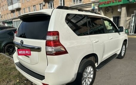 Toyota Land Cruiser Prado 150 рестайлинг 2, 2015 год, 3 950 000 рублей, 4 фотография