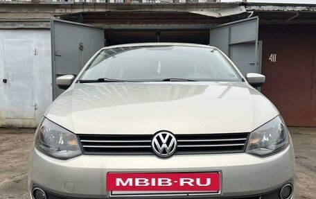 Volkswagen Polo VI (EU Market), 2010 год, 845 000 рублей, 3 фотография