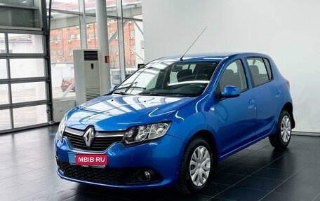 Renault Sandero II рестайлинг, 2015 год, 830 000 рублей, 2 фотография