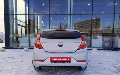 Hyundai Solaris II рестайлинг, 2015 год, 924 000 рублей, 6 фотография