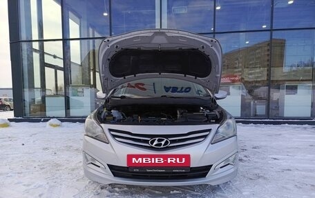 Hyundai Solaris II рестайлинг, 2015 год, 924 000 рублей, 9 фотография