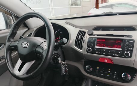 KIA Sportage III, 2010 год, 1 076 000 рублей, 6 фотография