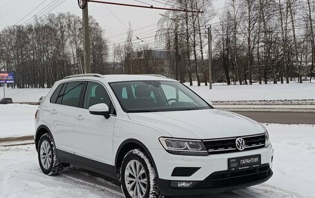 Volkswagen Tiguan II, 2019 год, 3 057 300 рублей, 3 фотография