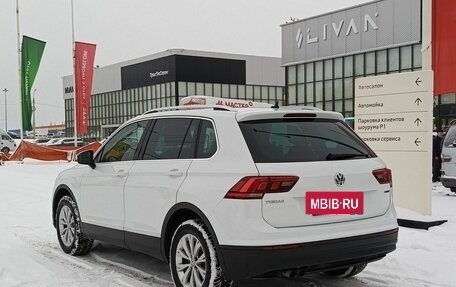 Volkswagen Tiguan II, 2019 год, 3 057 300 рублей, 8 фотография