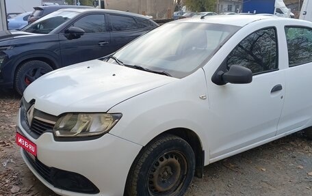 Renault Logan II, 2018 год, 450 000 рублей, 1 фотография