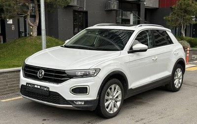 Volkswagen T-Roc I, 2020 год, 2 350 000 рублей, 1 фотография