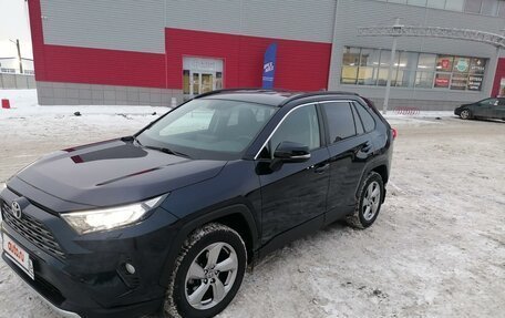 Toyota RAV4, 2020 год, 2 900 000 рублей, 7 фотография