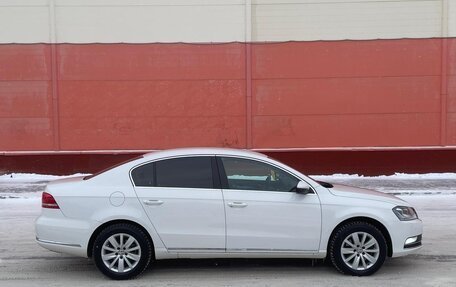 Volkswagen Passat B7, 2011 год, 1 049 000 рублей, 4 фотография