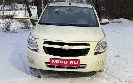 Chevrolet Cobalt II, 2014 год, 675 000 рублей, 2 фотография