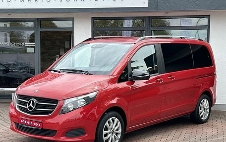 Mercedes-Benz V-Класс, 2016 год, 5 000 000 рублей, 1 фотография