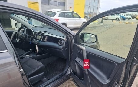 Toyota RAV4, 2013 год, 1 650 000 рублей, 29 фотография