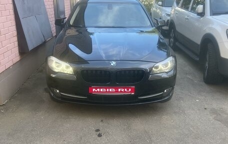 BMW 5 серия, 2011 год, 1 450 000 рублей, 2 фотография