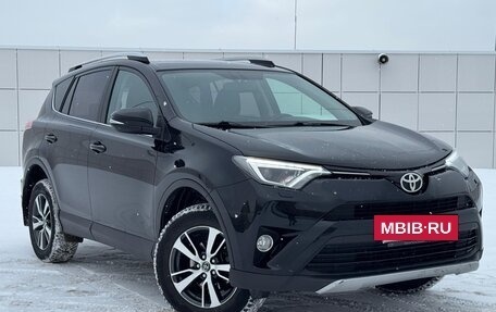 Toyota RAV4, 2018 год, 2 570 000 рублей, 2 фотография