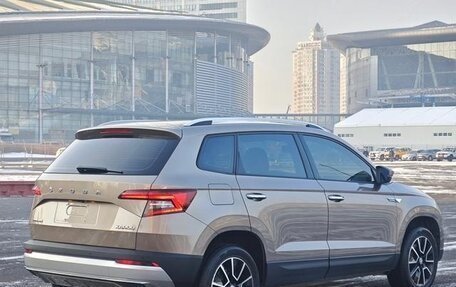 Skoda Karoq I, 2022 год, 1 690 000 рублей, 4 фотография