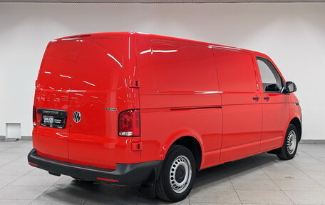 Volkswagen Transporter T6 рестайлинг, 2021 год, 4 300 000 рублей, 5 фотография