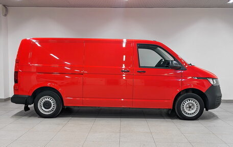 Volkswagen Transporter T6 рестайлинг, 2021 год, 4 300 000 рублей, 4 фотография