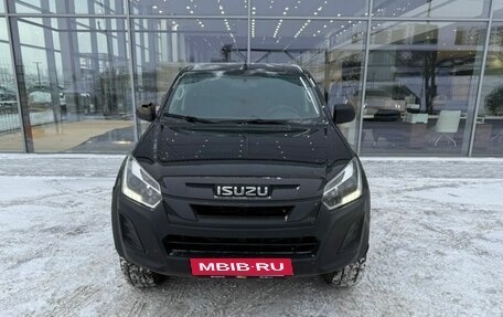 Isuzu D-Max II, 2019 год, 1 500 000 рублей, 2 фотография