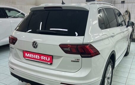 Volkswagen Tiguan II, 2017 год, 2 200 000 рублей, 3 фотография