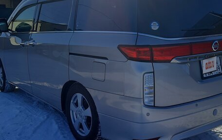 Nissan Elgrand III, 2010 год, 2 150 000 рублей, 16 фотография