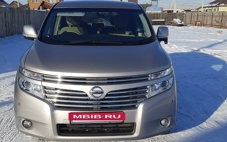 Nissan Elgrand III, 2010 год, 2 150 000 рублей, 14 фотография