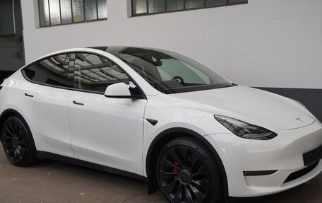 Tesla Model Y I, 2022 год, 7 675 000 рублей, 3 фотография