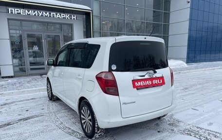 Toyota Ractis I, 2006 год, 640 000 рублей, 6 фотография