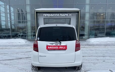 Toyota Ractis I, 2006 год, 640 000 рублей, 7 фотография