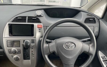 Toyota Ractis I, 2006 год, 640 000 рублей, 20 фотография