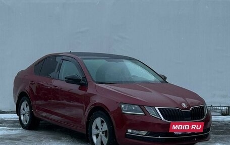 Skoda Octavia, 2018 год, 1 995 000 рублей, 3 фотография