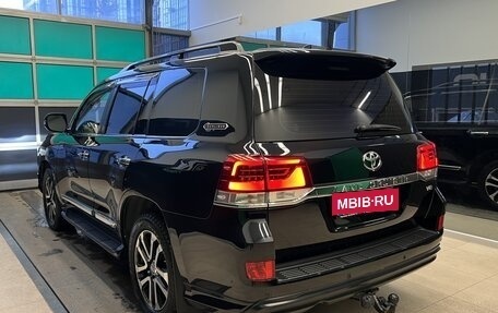 Toyota Land Cruiser 200, 2018 год, 6 800 000 рублей, 5 фотография