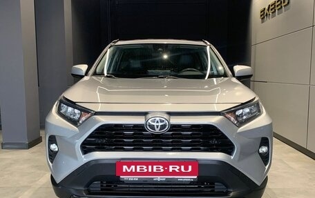 Toyota RAV4, 2020 год, 3 500 000 рублей, 7 фотография