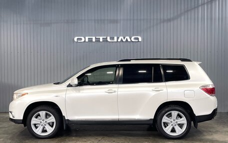 Toyota Highlander III, 2012 год, 1 897 000 рублей, 8 фотография