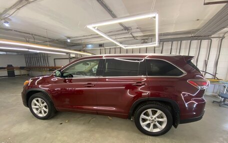 Toyota Highlander III, 2014 год, 3 500 000 рублей, 2 фотография