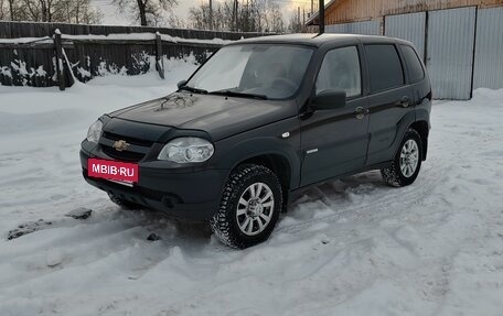 Chevrolet Niva I рестайлинг, 2012 год, 490 000 рублей, 2 фотография