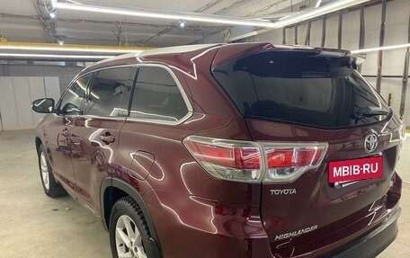 Toyota Highlander III, 2014 год, 3 500 000 рублей, 3 фотография