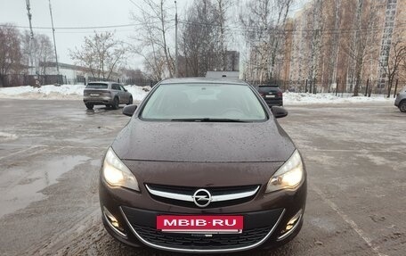 Opel Astra J, 2014 год, 1 130 000 рублей, 2 фотография