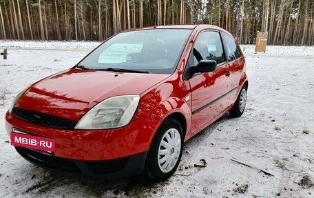 Ford Fiesta, 2005 год, 370 000 рублей, 2 фотография