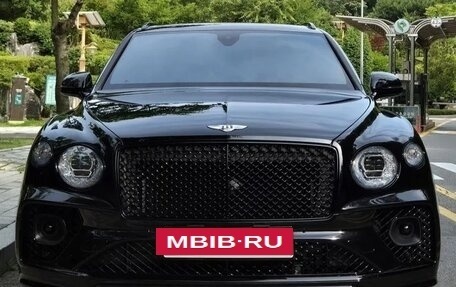 Bentley Bentayga I, 2022 год, 20 000 000 рублей, 3 фотография