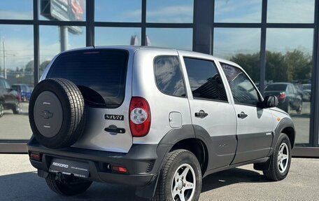 Chevrolet Niva I рестайлинг, 2010 год, 629 000 рублей, 5 фотография