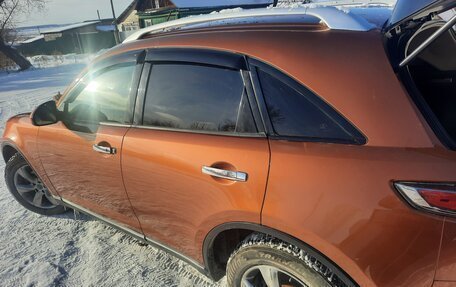 Infiniti FX I, 2005 год, 1 300 000 рублей, 15 фотография