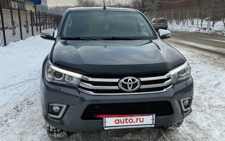 Toyota Hilux VIII, 2015 год, 3 300 000 рублей, 8 фотография