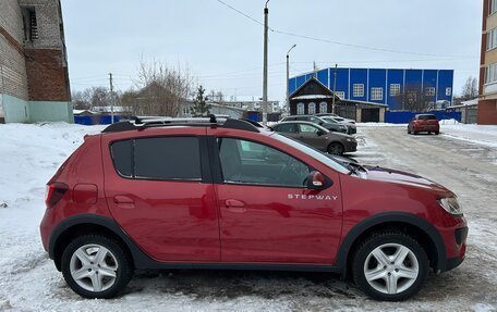 Renault Sandero II рестайлинг, 2015 год, 999 000 рублей, 14 фотография