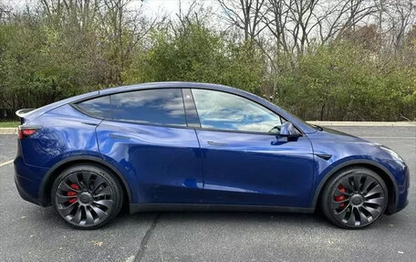 Tesla Model Y I, 2023 год, 6 198 000 рублей, 5 фотография