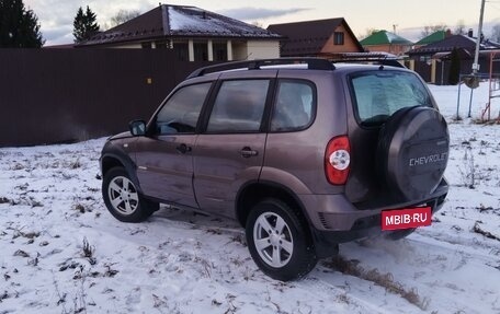 Chevrolet Niva I рестайлинг, 2015 год, 599 000 рублей, 11 фотография