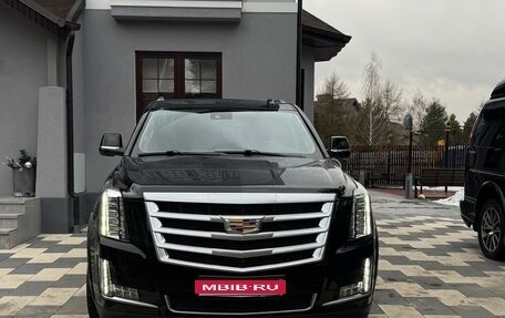 Cadillac Escalade IV, 2015 год, 4 800 000 рублей, 1 фотография