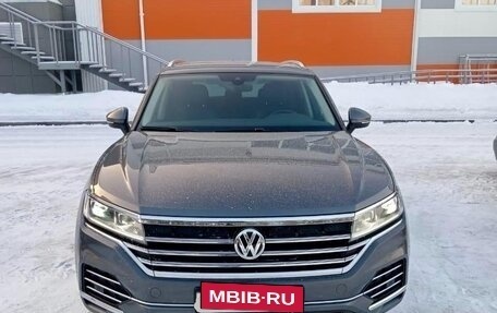 Volkswagen Touareg III, 2020 год, 5 050 000 рублей, 1 фотография