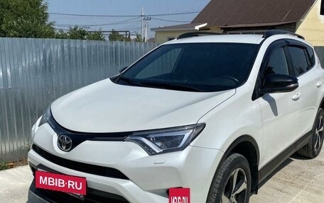 Toyota RAV4, 2019 год, 3 000 000 рублей, 2 фотография